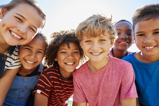 group of smiling kids